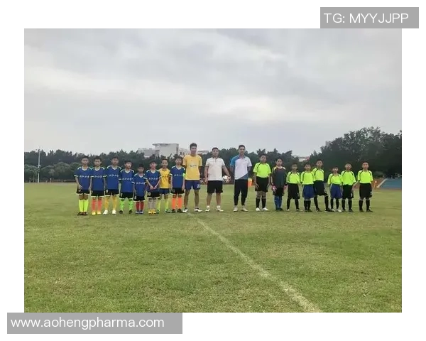 武汉足球队以83分领跑杯赛积分榜展现强劲实力