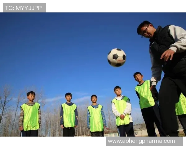 英超深度对话陈强探讨足球人生的起伏与梦想追寻